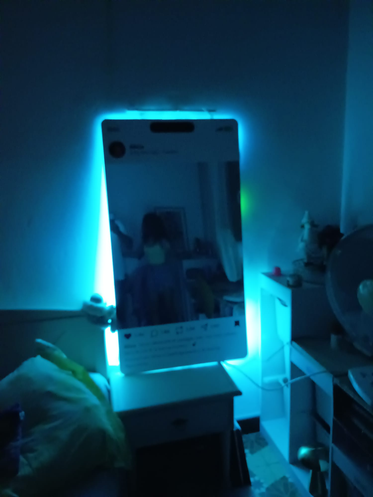 Social-Miroir LED
